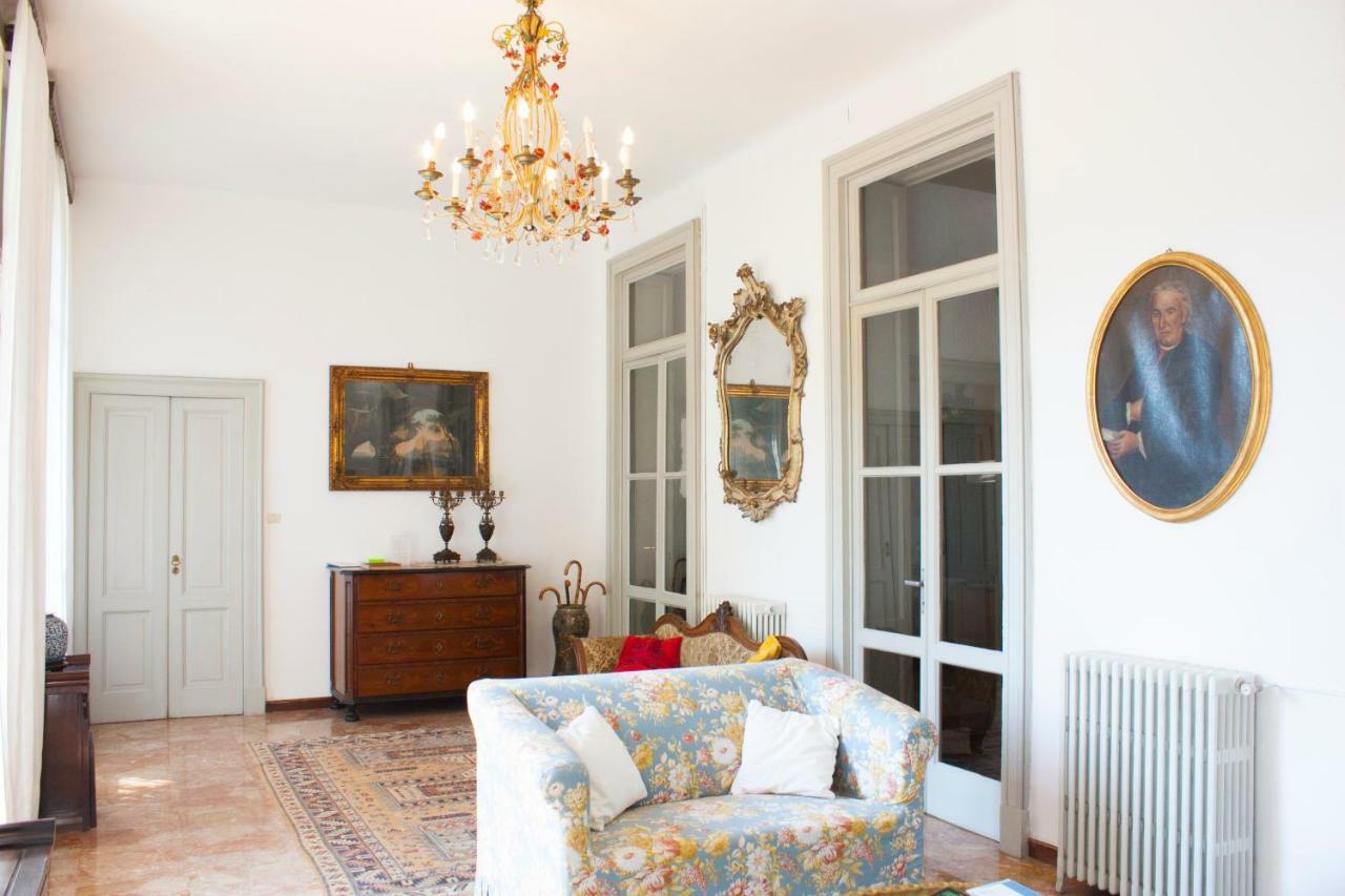 Villa Ruscone Lasnigo Екстер'єр фото