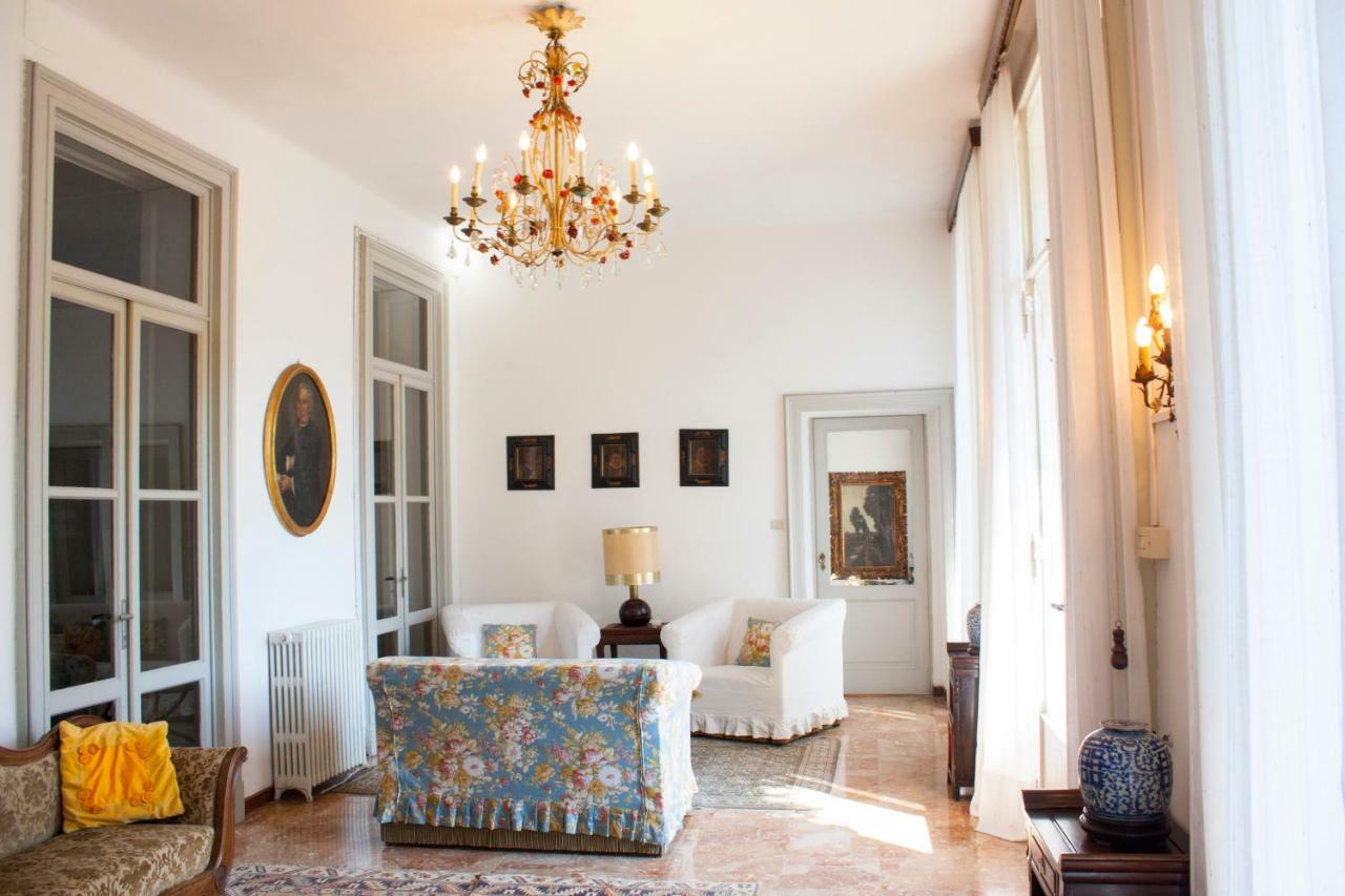 Villa Ruscone Lasnigo Екстер'єр фото